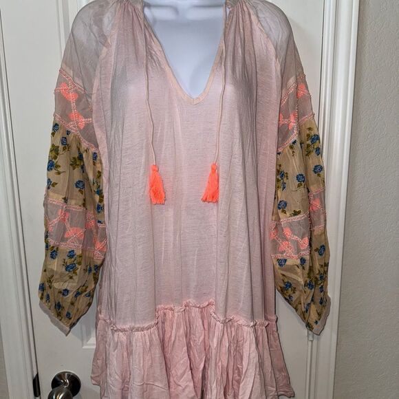 Free People Boho Pink and Floral Tunic Top - Picture 3 of 9